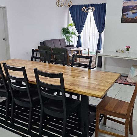 Faliza Adelia Residence Kajang Exteriör bild